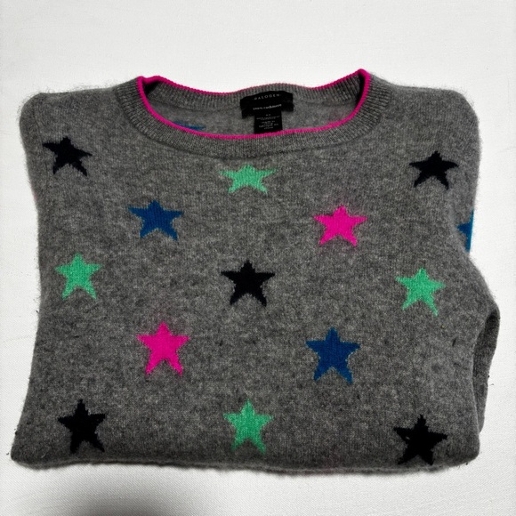 Halogen 100% Cashmere Gray Sweater with Colorful Star Patterns - Picture 9 of 16